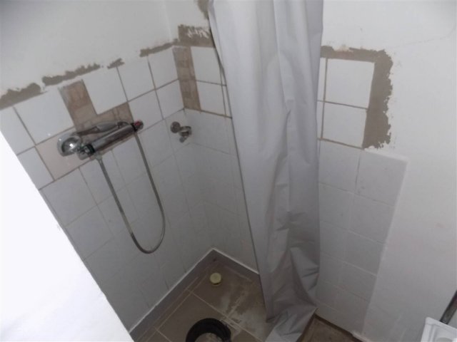 Eladó panellakás, Tatabányán, Gábor Áron utcában 27.8 M Ft