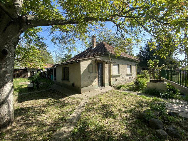 Eladó családi ház, Abonyban 21.5 M Ft, 2 szobás