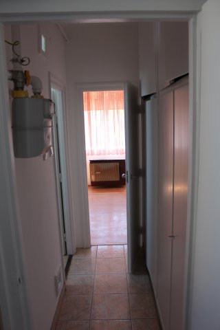 Kiadó téglalakás, albérlet, Debrecenben, Füredi úton, 2 szobás