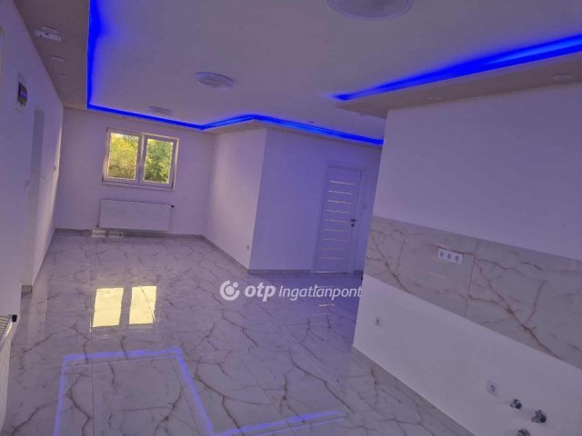 Eladó családi ház, Tápiószelén 44.9 M Ft, 3 szobás