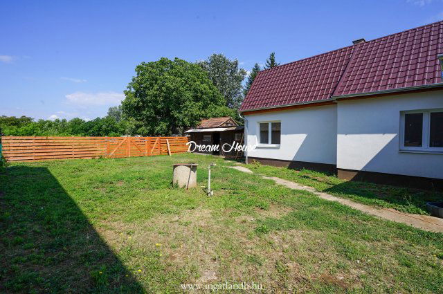Eladó családi ház, Nyíregyházán 35.5 M Ft, 2 szobás