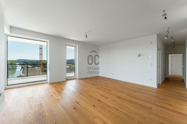 Eladó téglalakás, Budapesten, III. kerületben, Folyamőr utcában