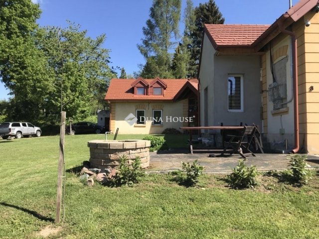 Eladó családi ház, Nádasdon 64.99 M Ft, 3 szobás
