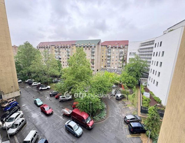 Eladó téglalakás, Budapesten, IX. kerületben 69.9 M Ft, 3 szobás