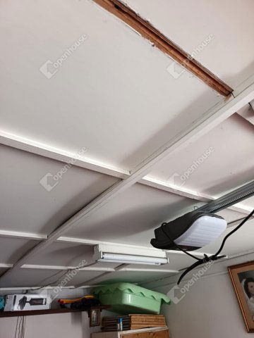 Eladó garázs, Szentesen 8 M Ft / költözzbe.hu