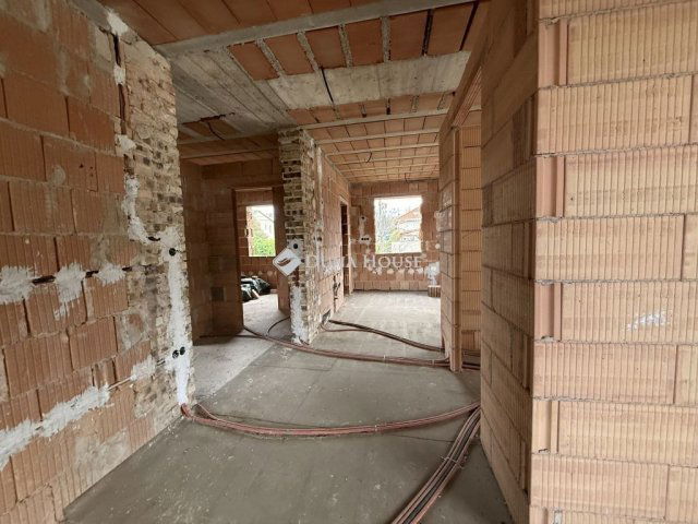 Eladó családi ház, Sóskúton 80 M Ft, 3 szobás