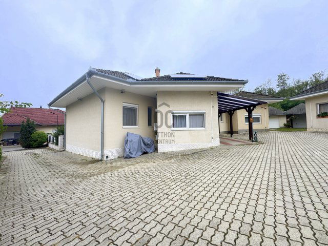 Eladó sorház, Mogyoródon, Szentjakab parkban 102.5 M Ft, 4 szobás