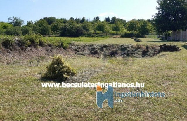 Eladó mezogazdasagi ingatlan, Nagykutason 2.3 M Ft