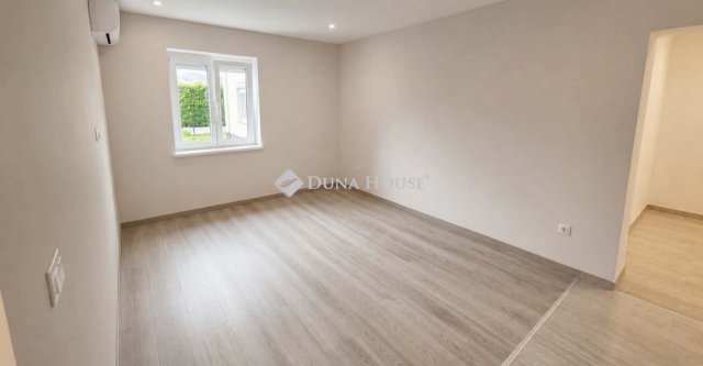 Eladó téglalakás, Sárváron, Szatmár utcában 28.5 M Ft