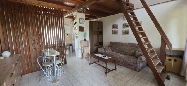 Eladó nyaraló, Szalkszentmártonon 24.9 M Ft, 2 szobás