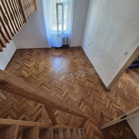Eladó téglalakás, Egerben 49.5 M Ft, 3 szobás