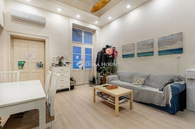 Eladó téglalakás, Budapesten, VIII. kerületben 79.9 M Ft