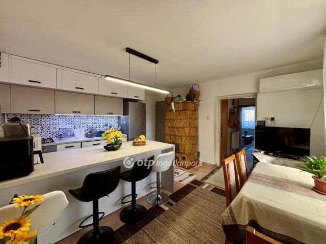 Eladó családi ház, Biriben 49.9 M Ft, 3 szobás