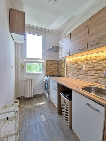 Kiadó panellakás, albérlet, II. kerületben, Törökvész úton
