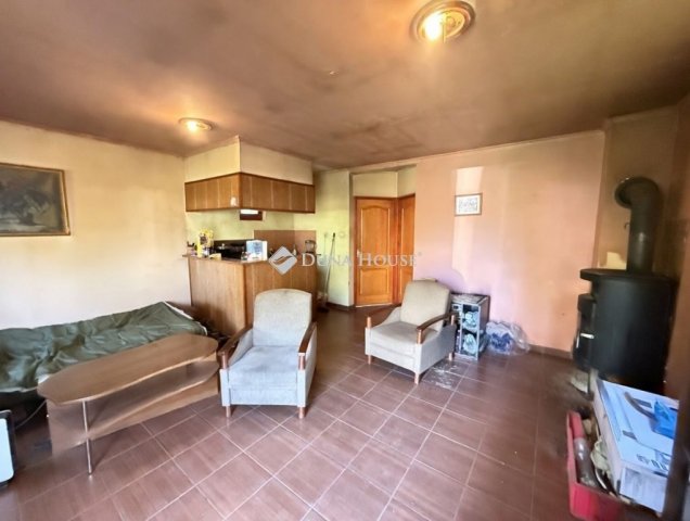 Eladó családi ház, Dunaharasztin 57 M Ft, 2 szobás