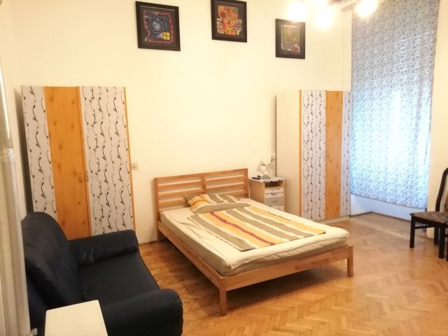 Kiadó téglalakás, albérlet, Budapesten, V. kerületben, 1 szobás