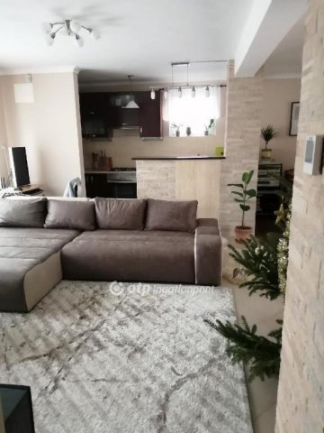 Eladó családi ház, Harkányban 114 M Ft, 4 szobás