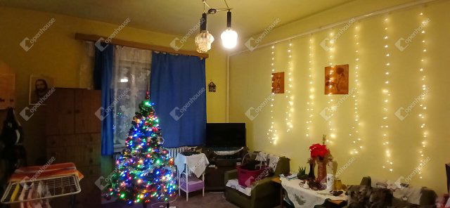 Eladó családi ház, Bakon 29.9 M Ft, 4 szobás