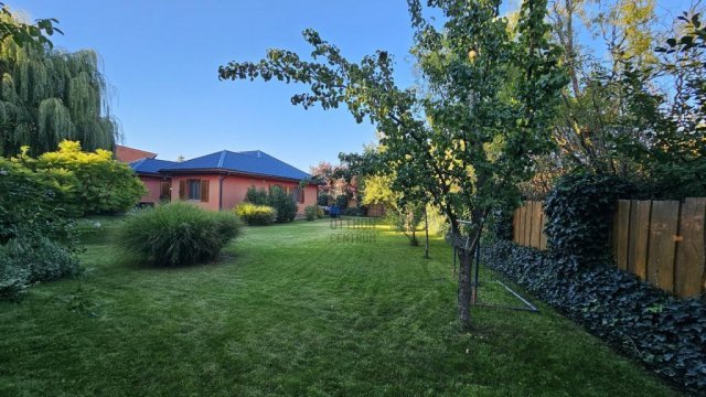 Eladó családi ház, Dunaharasztin 149 M Ft, 5 szobás