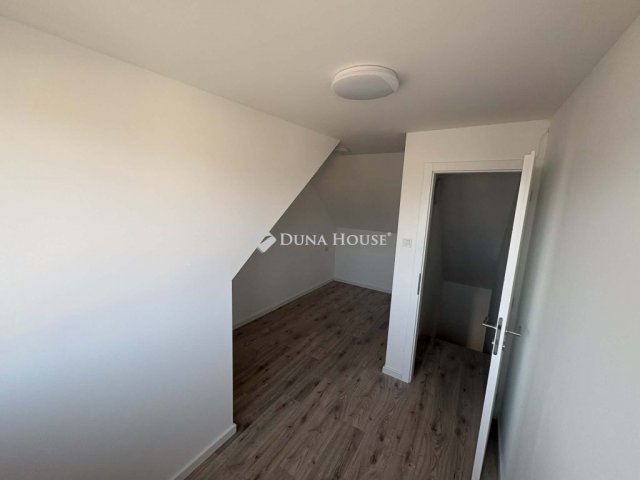 Eladó ikerház, Turán 53.9 M Ft, 3 szobás / költözzbe.hu