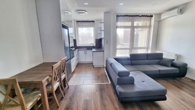 Kiadó téglalakás, albérlet, Nyíregyházán 180 E Ft / hó