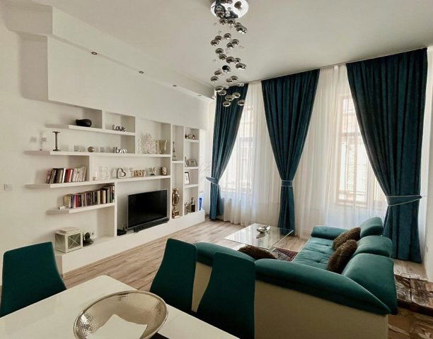 Eladó téglalakás, Budapesten, VII. kerületben, Dob utcában