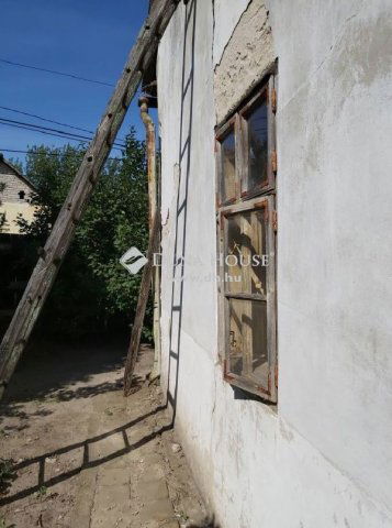 Eladó családi ház, Nagykőrösön 24 M Ft, 4 szobás