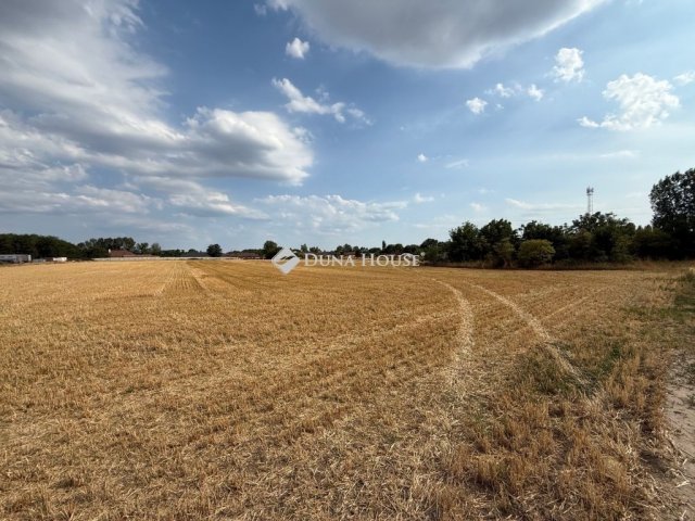 Eladó ipari ingatlan, Monoron 120 M Ft / költözzbe.hu