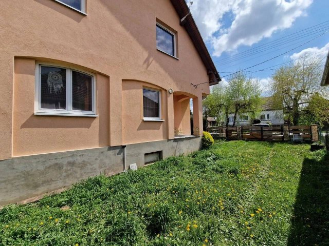 Eladó családi ház, Miháldon 33.375 M Ft, 7 szobás