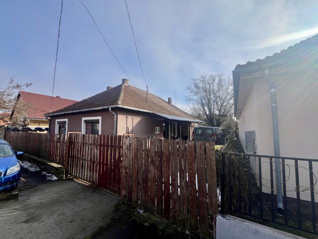 Eladó családi ház, Siófokon 39 M Ft, 3 szobás