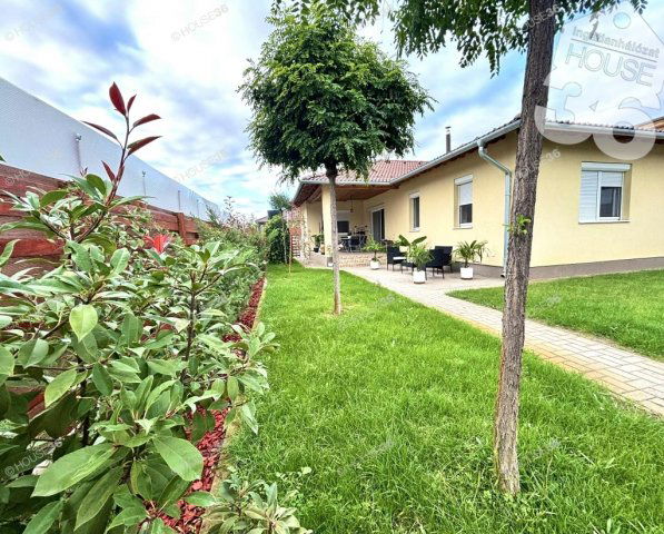 Eladó családi ház, Ballószögön 89.5 M Ft, 4 szobás