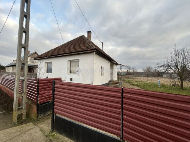 Eladó családi ház, Kántorjánosin 6.49 M Ft, 3 szobás