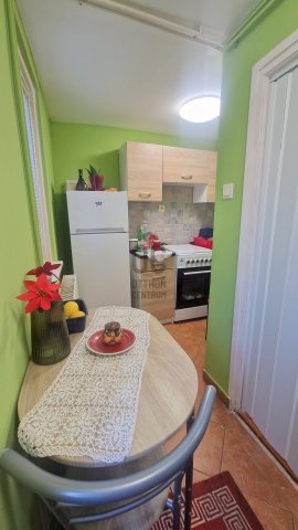 Eladó téglalakás, Budapesten, XX. kerületben 28 M Ft, 1 szobás