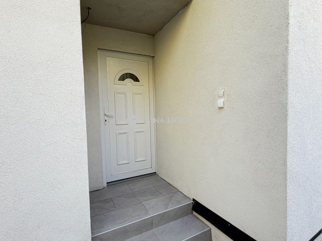 Eladó téglalakás, Budapesten, XX. kerületben 44.9 M Ft, 1 szobás