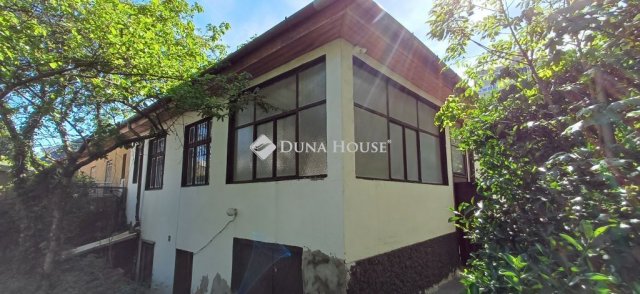 Eladó ikerház, Budapesten, XIV. kerületben 95 M Ft, 3 szobás