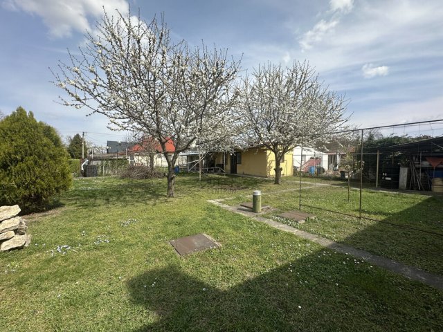 Eladó családi ház, Budapesten, XXI. kerületben 104.9 M Ft