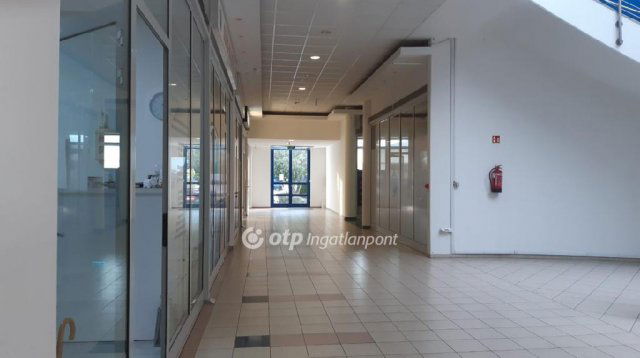 Kiadó üzlethelyiség, Budapesten, XVII. kerületben 1014 E Ft / hó