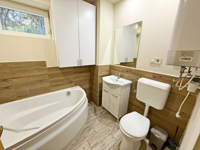 Kiadó téglalakás, albérlet, Debrecenben 280 E Ft / hó, 3 szobás