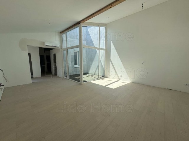 Eladó családi ház, Siófokon 119 M Ft, 3 szobás
