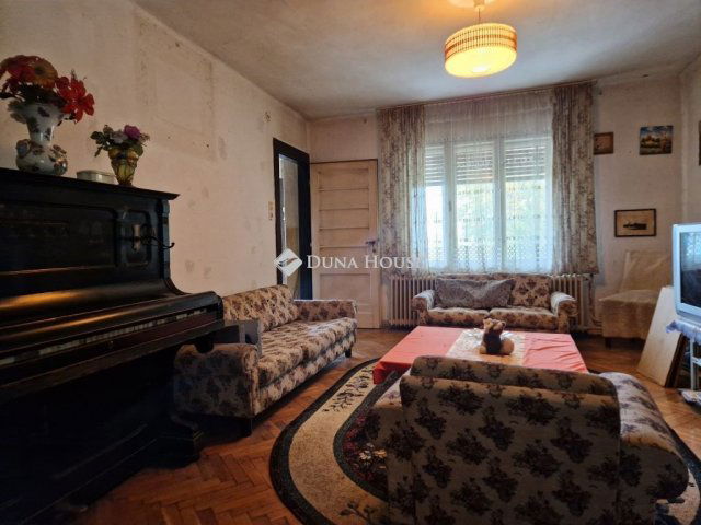 Eladó családi ház, Balatonalmádiban 83.3 M Ft, 3 szobás