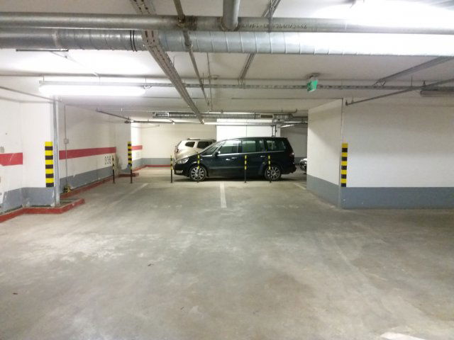 Kiadó garázs, Budapesten, XIII. kerületben, Csongor utcában