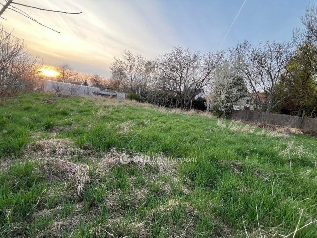 Eladó telek, Szentesen 11.5 M Ft / költözzbe.hu