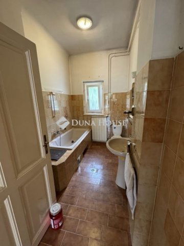 Eladó családi ház, Budapesten, XVIII. kerületben 80 M Ft