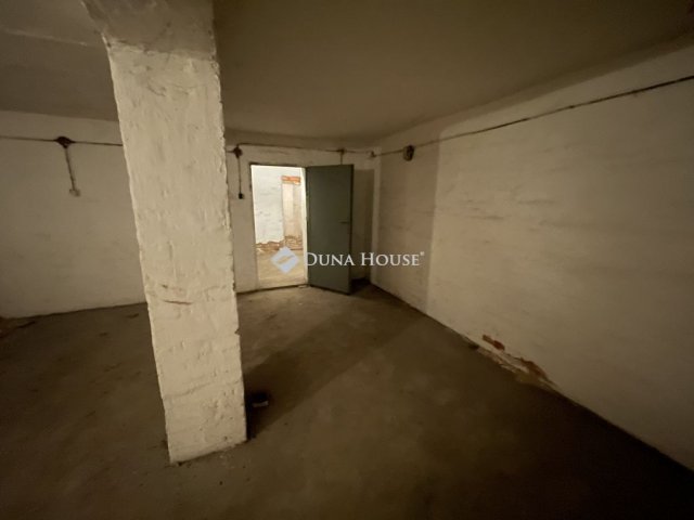 Eladó ipari ingatlan, Szombathelyen 13.99 M Ft