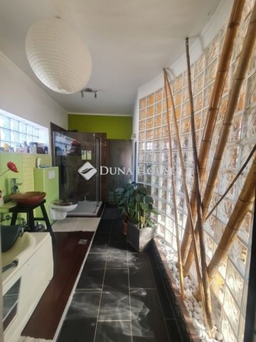 Eladó családi ház, Budapesten, XV. kerületben 254.9 M Ft