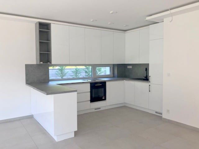 Eladó sorház, Nyíregyházán 129 M Ft, 5 szobás