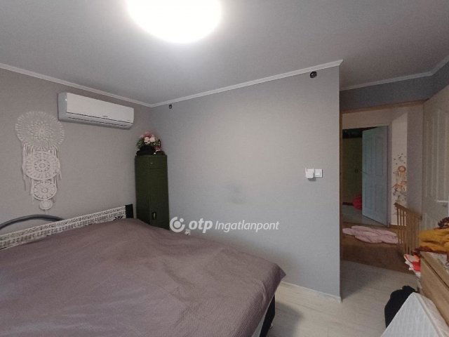 Eladó családi ház, Pusztaszabolcson 68.7 M Ft, 1+3 szobás