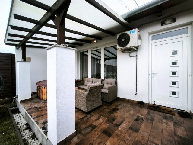 Eladó sorház, Szombathelyen 56.9 M Ft, 1+2 szobás