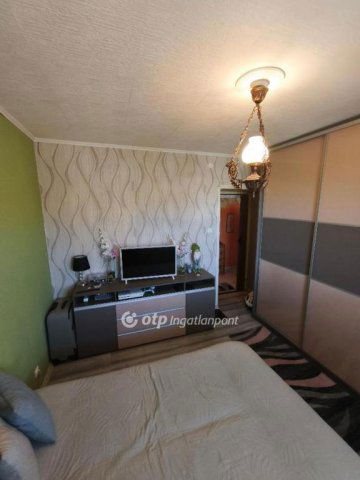 Eladó panellakás, Miskolcon 28.9 M Ft, 2 szobás