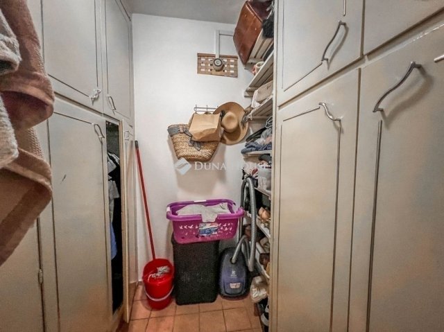 Eladó téglalakás, Budapesten, XX. kerületben 63 M Ft, 2 szobás